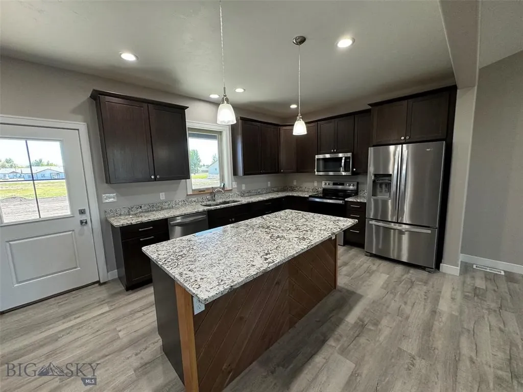 1002 Sagebrush Lane Deer Lodge MT 59722