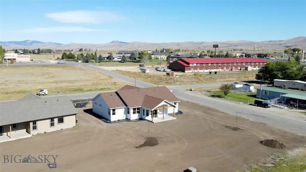 1020 Sagebrush Lane Deer Lodge MT 59722