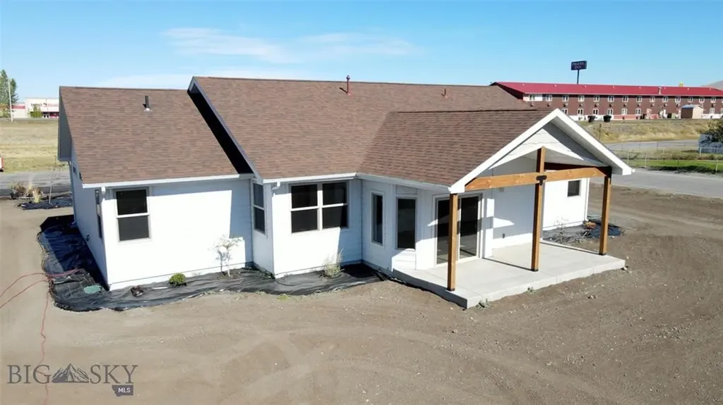 1020 Sagebrush Lane Deer Lodge MT 59722