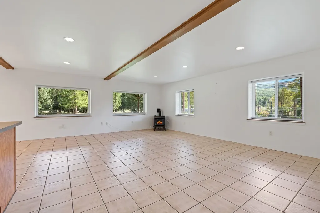198 Two Creek Lane Kila MT 59920