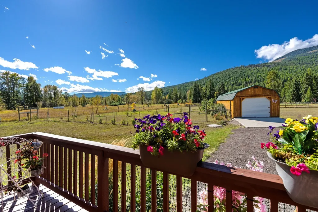 198 Two Creek Lane Kila MT 59920