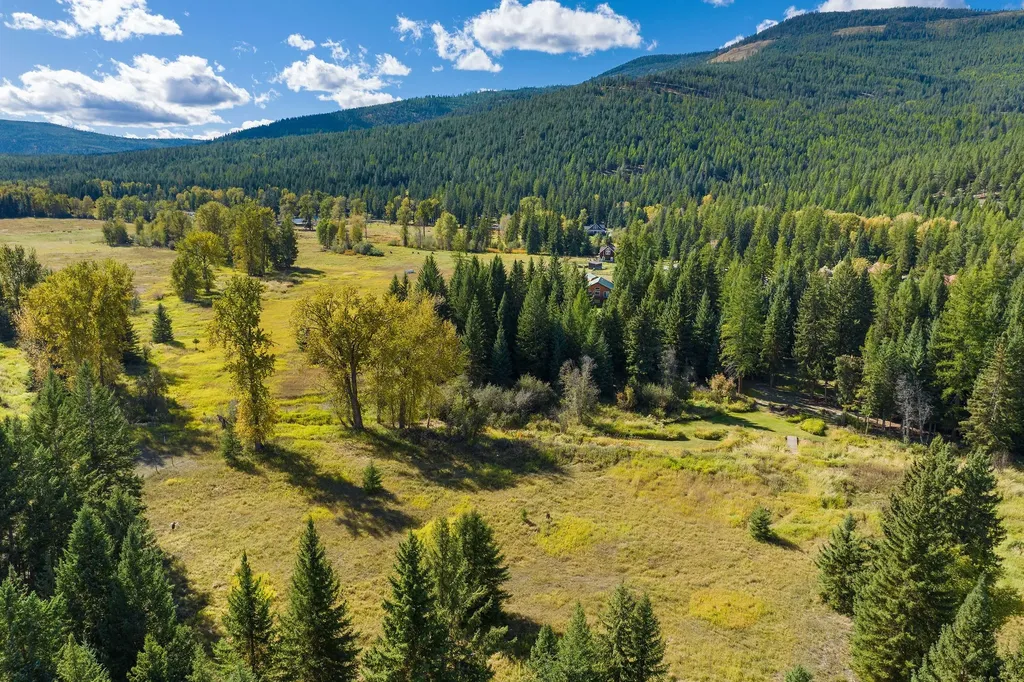 198 Two Creek Lane Kila MT 59920