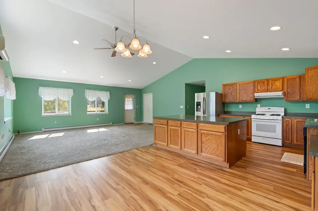 198 Two Creek Lane Kila MT 59920