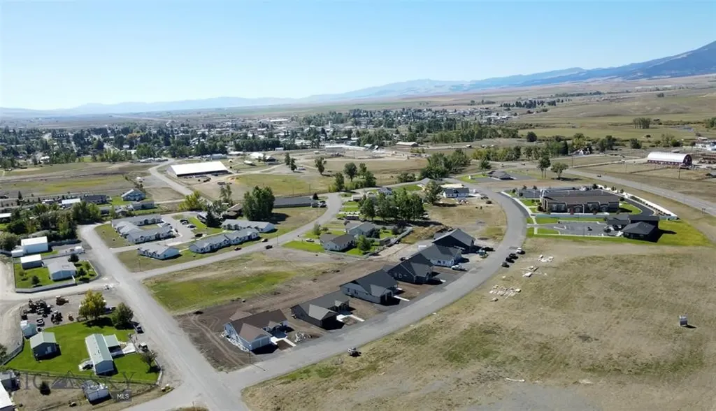1012 Sagebrush Lane Deer Lodge MT 59722