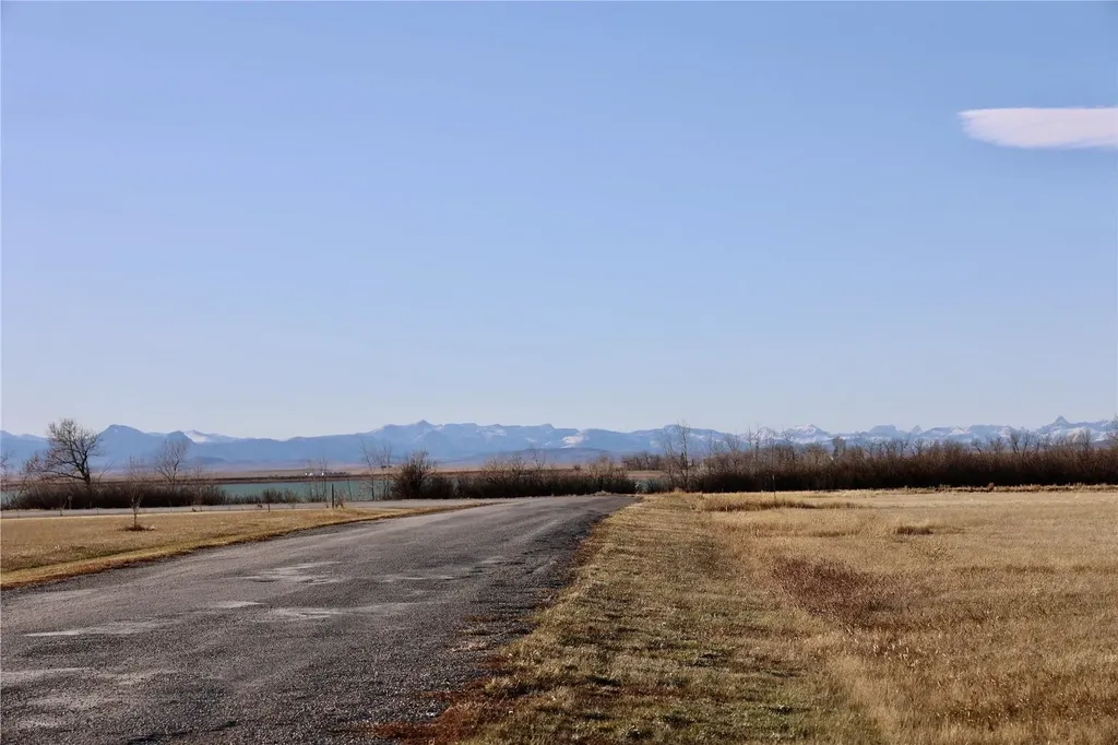 130 Teton Avenue Valier MT 59486