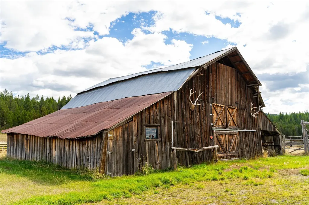 200 Hubbart Dam Road Marion MT 59925