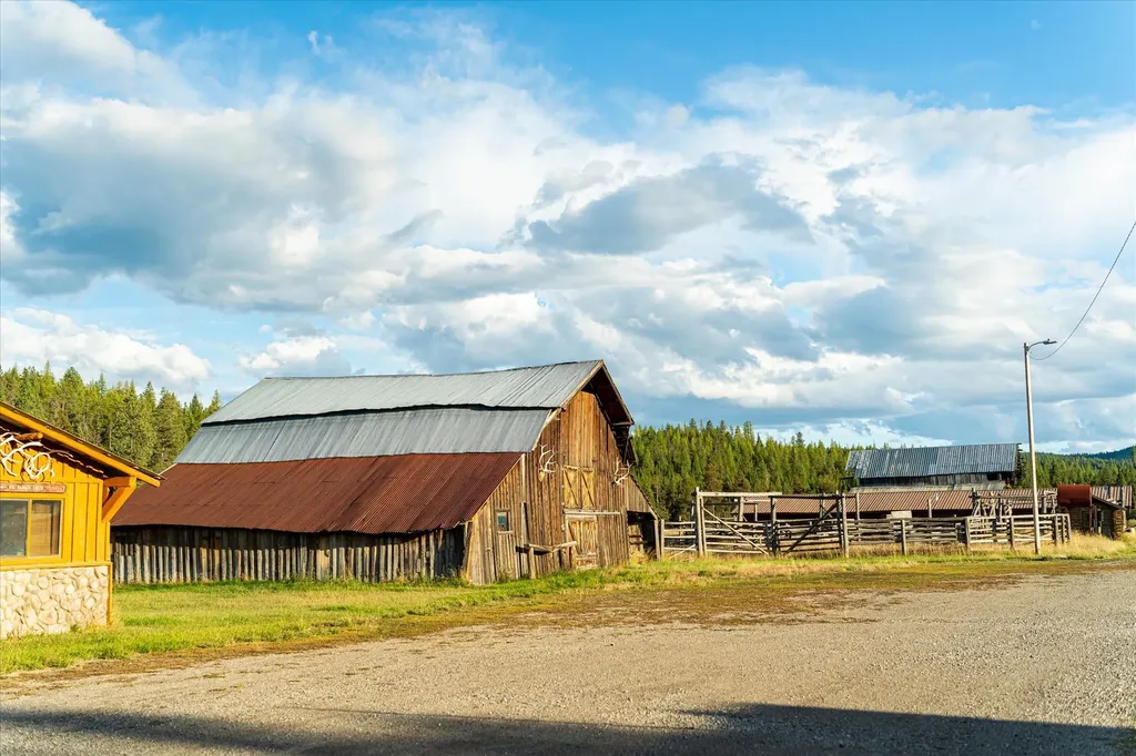 200 Hubbart Dam Road Marion MT 59925