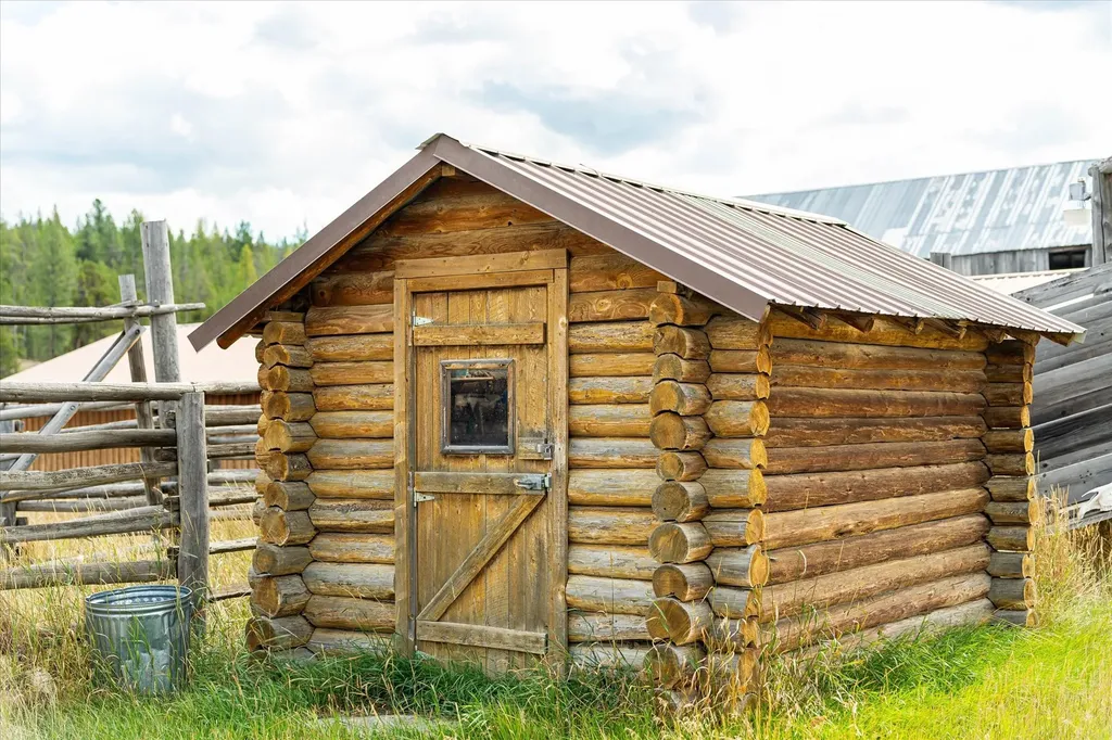 200 Hubbart Dam Road Marion MT 59925