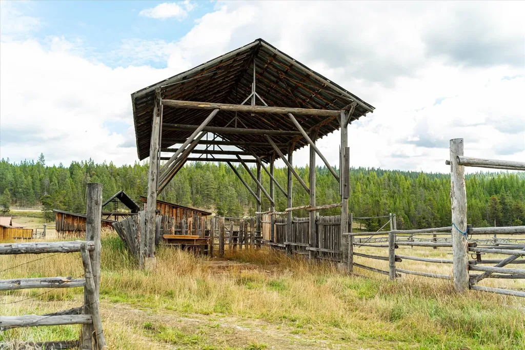200 Hubbart Dam Road Marion MT 59925
