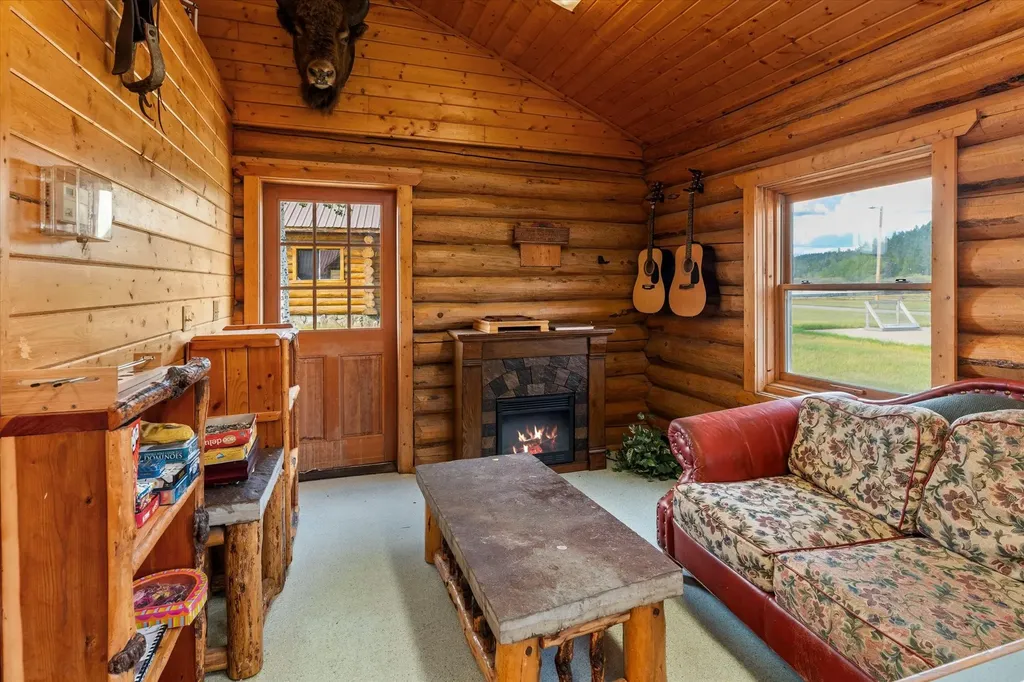200 Hubbart Dam Road Marion MT 59925