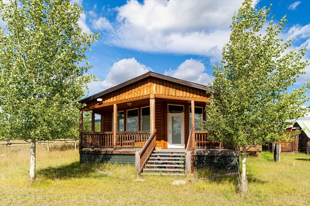 200 Hubbart Dam Road Marion MT 59925