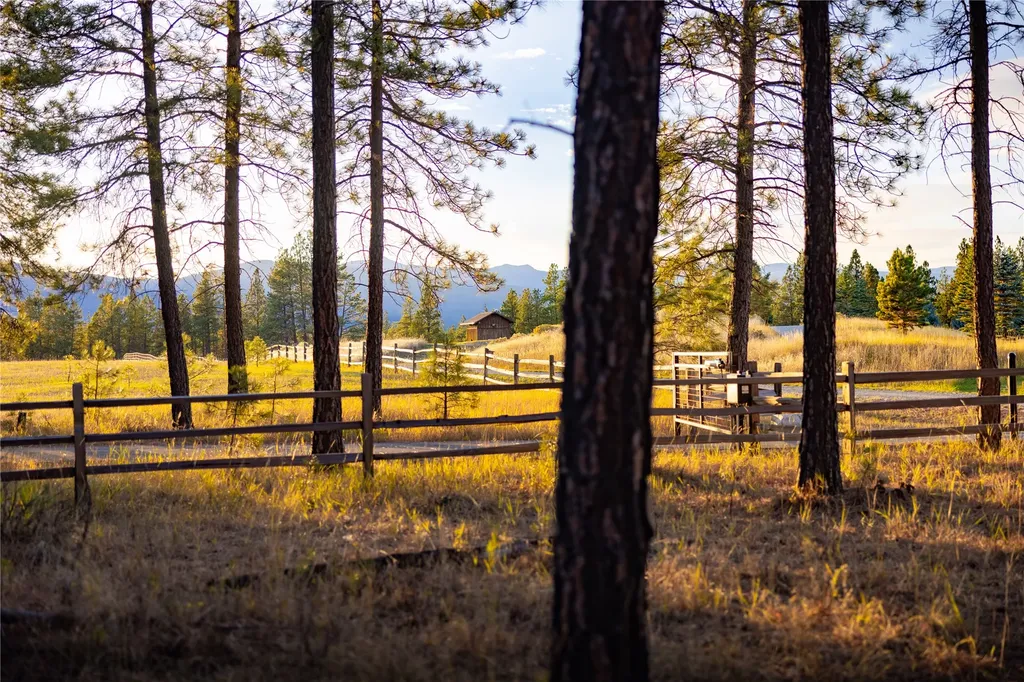 576 Koocanusa Estates Drive Eureka MT 59917