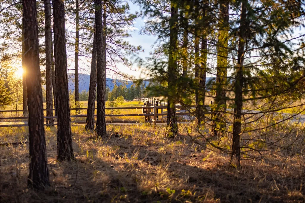576 Koocanusa Estates Drive Eureka MT 59917