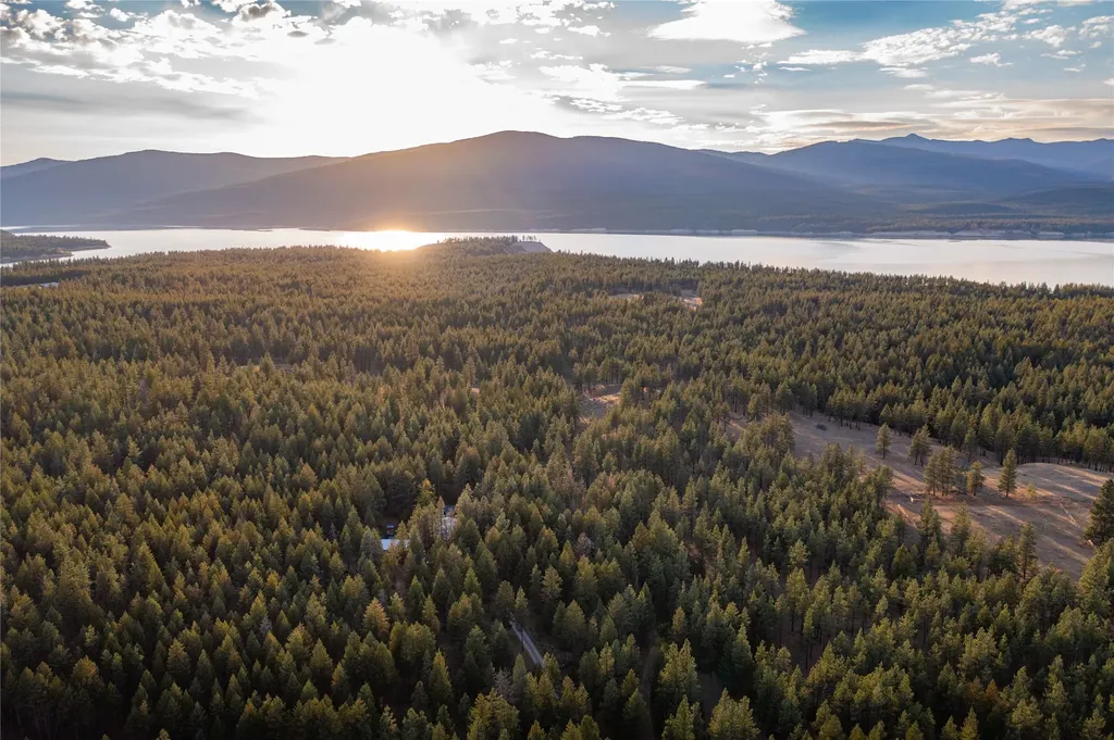 576 Koocanusa Estates Drive Eureka MT 59917