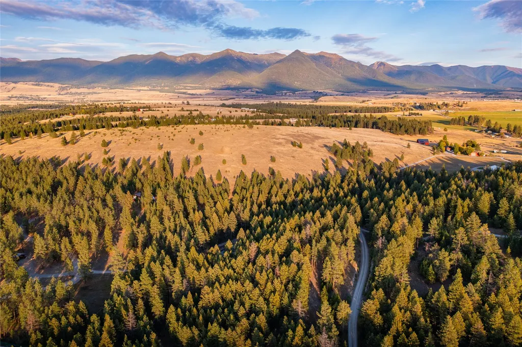 576 Koocanusa Estates Drive Eureka MT 59917