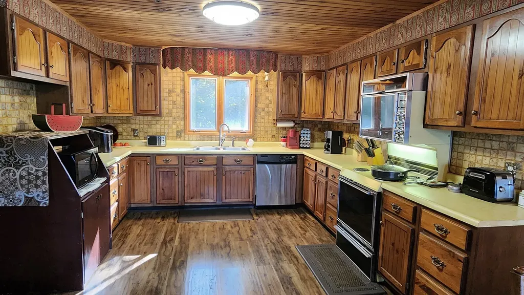 22703 Mt Highway 83 Bigfork MT 59911