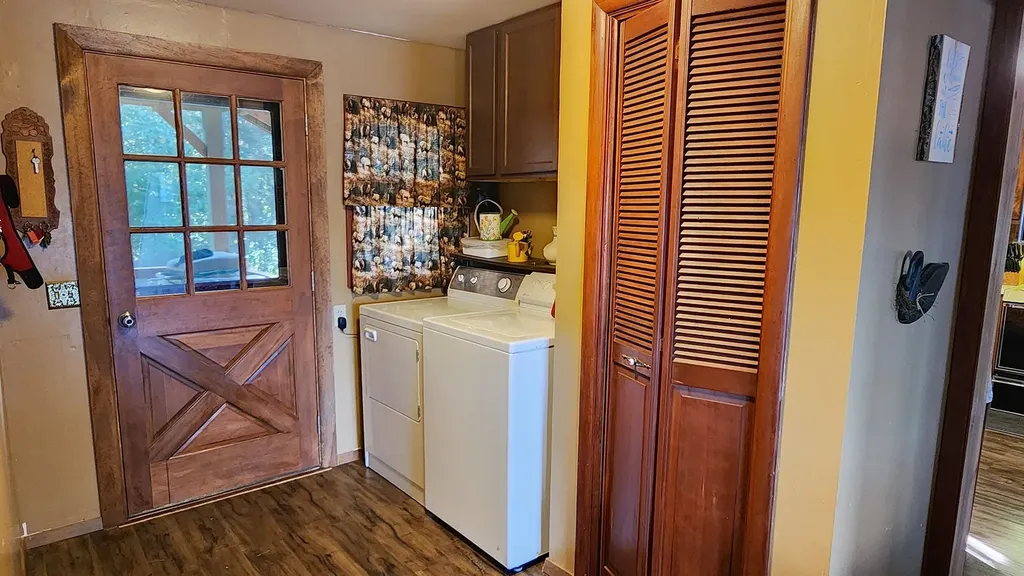 22703 Mt Highway 83 Bigfork MT 59911