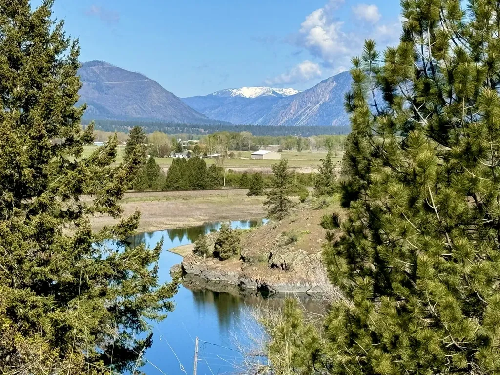 Lot 2 Highway 200 Plains MT 59859