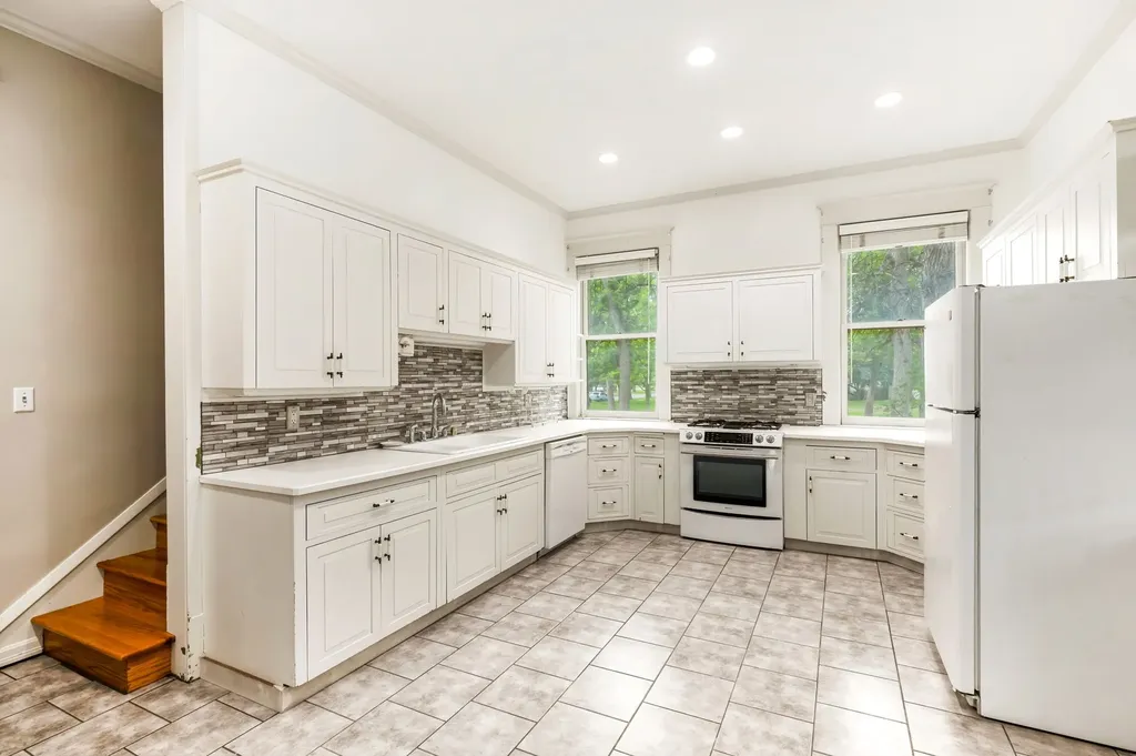 207 3rd Avenue N Great Falls MT 59401