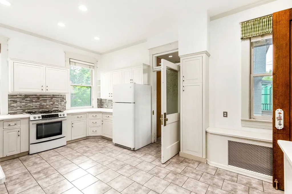 207 3rd Avenue N Great Falls MT 59401