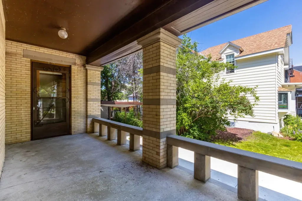 207 3rd Avenue N Great Falls MT 59401