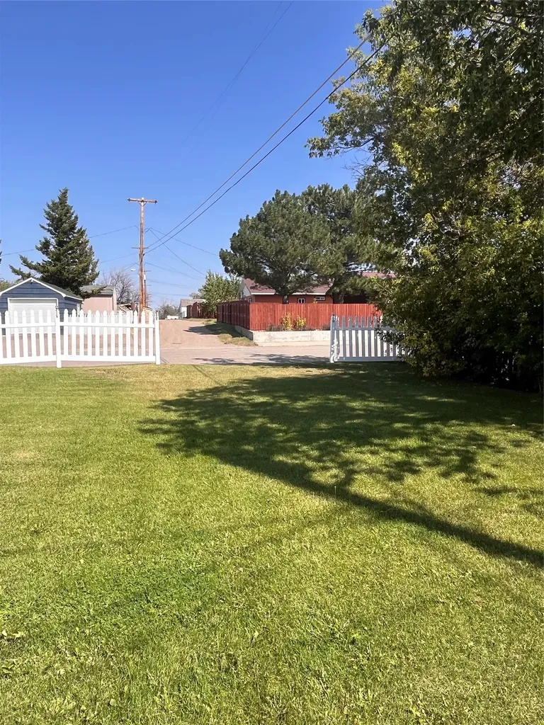 403 Circle Drive Cut Bank MT 59427