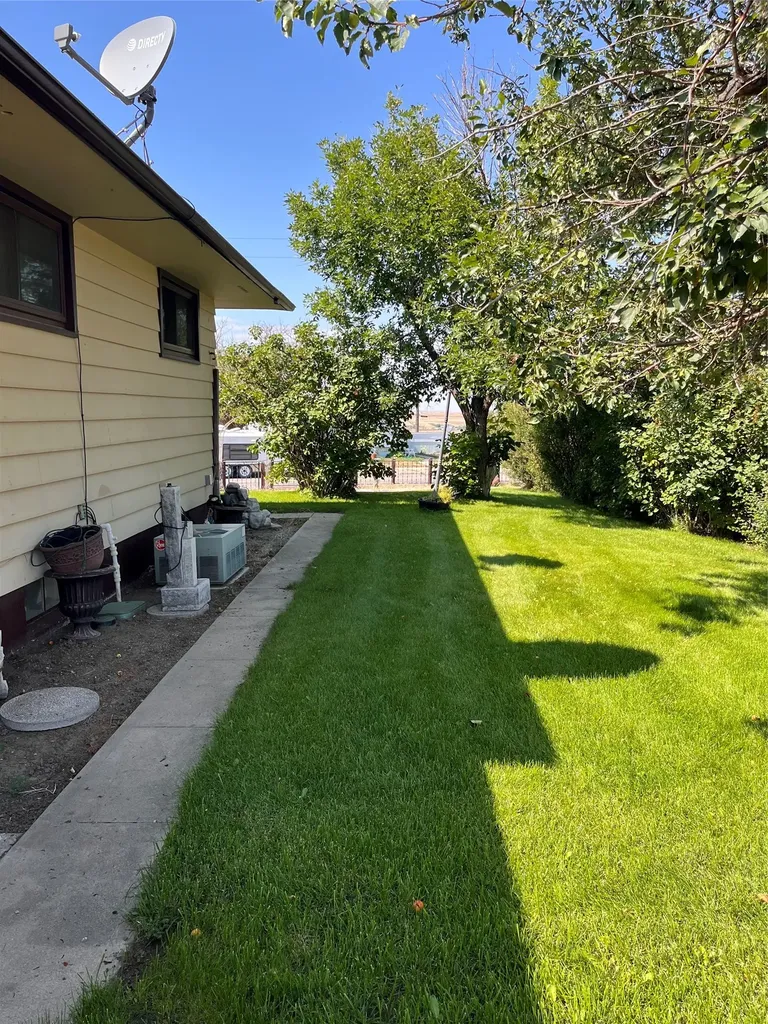 403 Circle Drive Cut Bank MT 59427