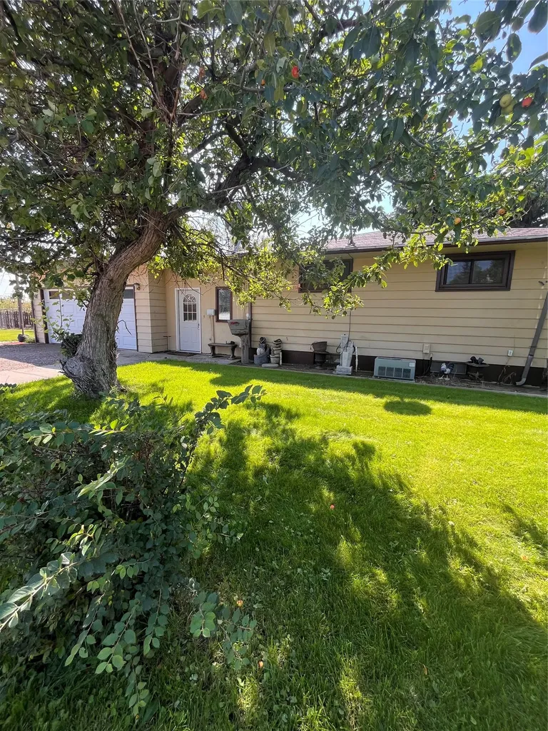 403 Circle Drive Cut Bank MT 59427