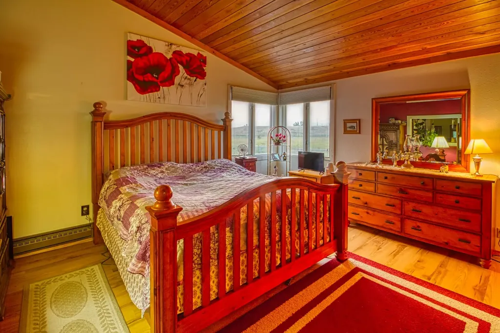 1235 Arrow Horse Lane Corvallis MT 59828