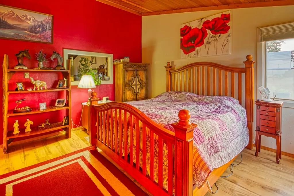 1235 Arrow Horse Lane Corvallis MT 59828