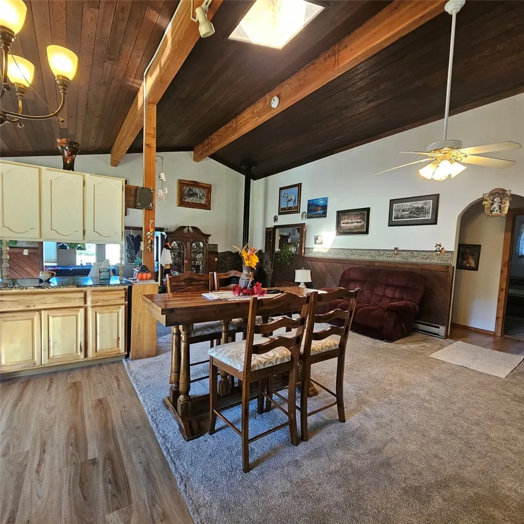 1235 Arrow Horse Lane Corvallis MT 59828