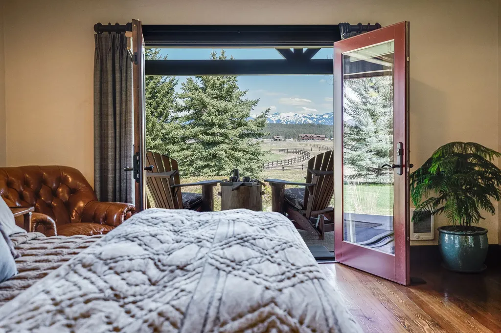 1212 Spring Prairie Ranch Road Whitefish MT 59937