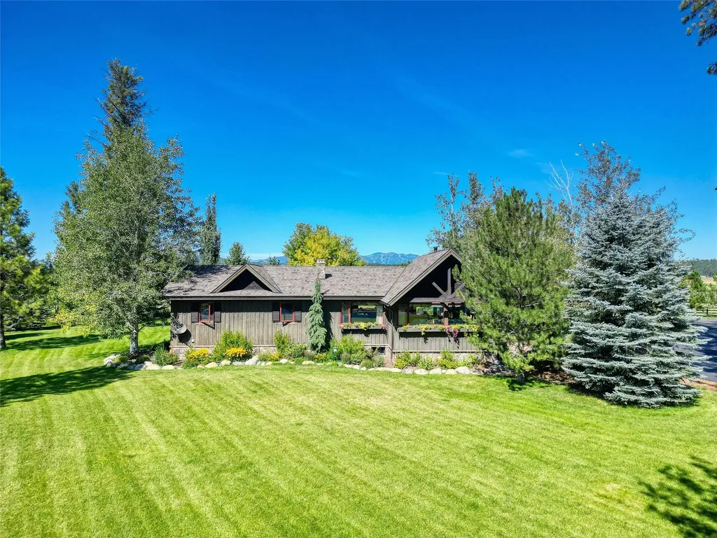 1212 Spring Prairie Ranch Road Whitefish MT 59937