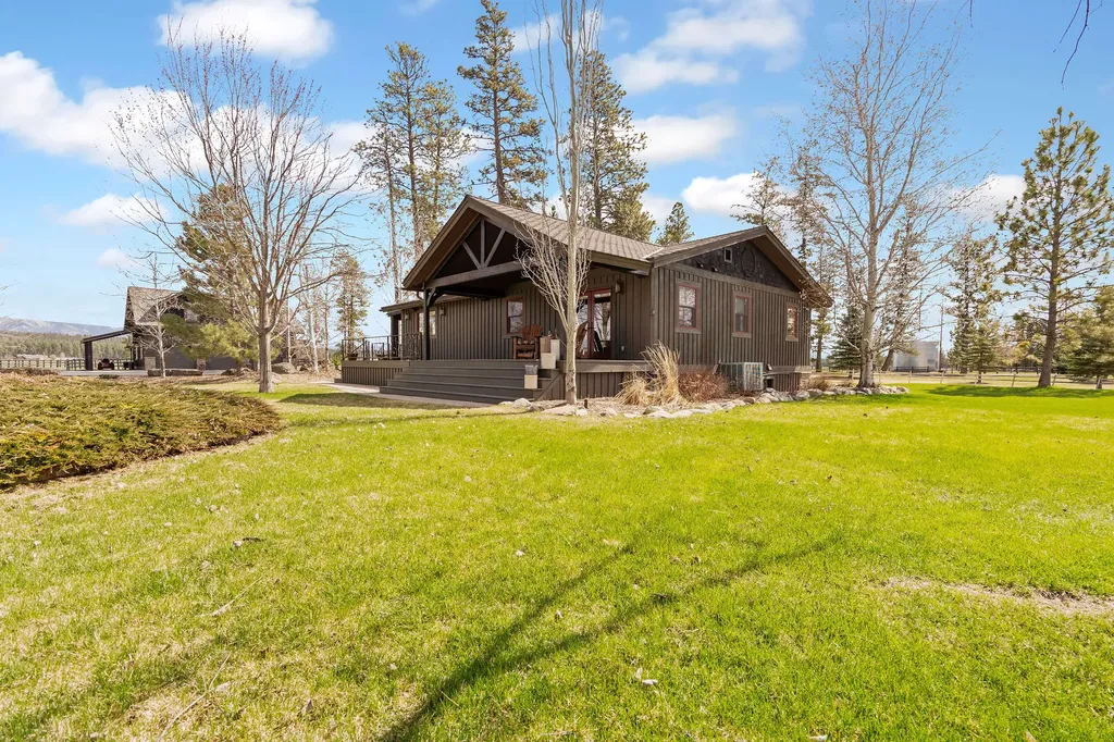 1212 Spring Prairie Ranch Road Whitefish MT 59937