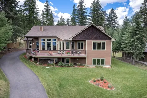 64 Shelter Cove Lakeside MT 59922