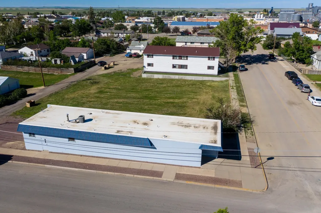138 S Central Avenue Cut Bank MT 59427