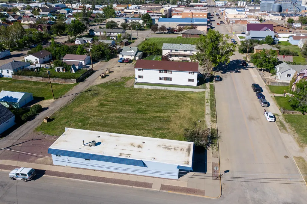 138 S Central Avenue Cut Bank MT 59427