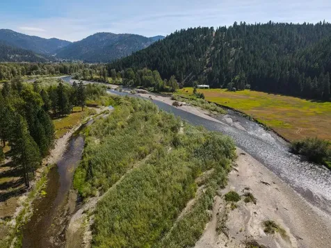 Nhn Moccasin Ridge Road Clinton MT 59825