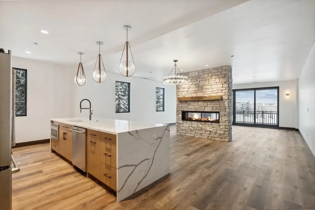 317 Akers Lane Whitefish MT 59937