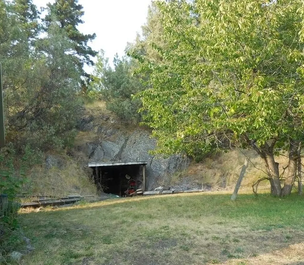 41322 Mello Cove Lane Dayton MT 59914