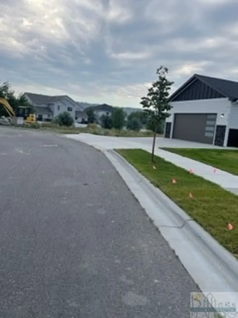 3123 & 3125 Falcon Circle Billings MT 59106