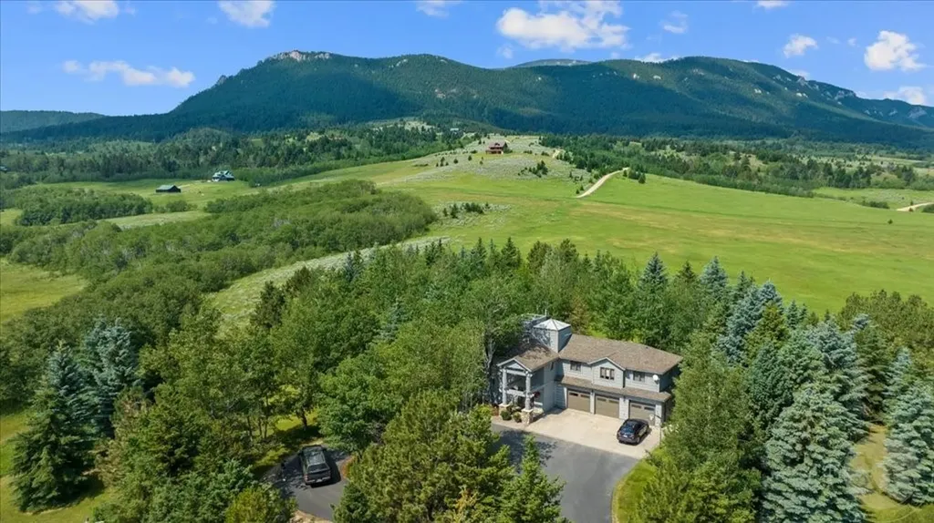 180 Smith Road Red Lodge MT 59068