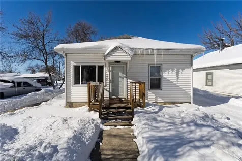 220 Forrest Laurel MT 59044