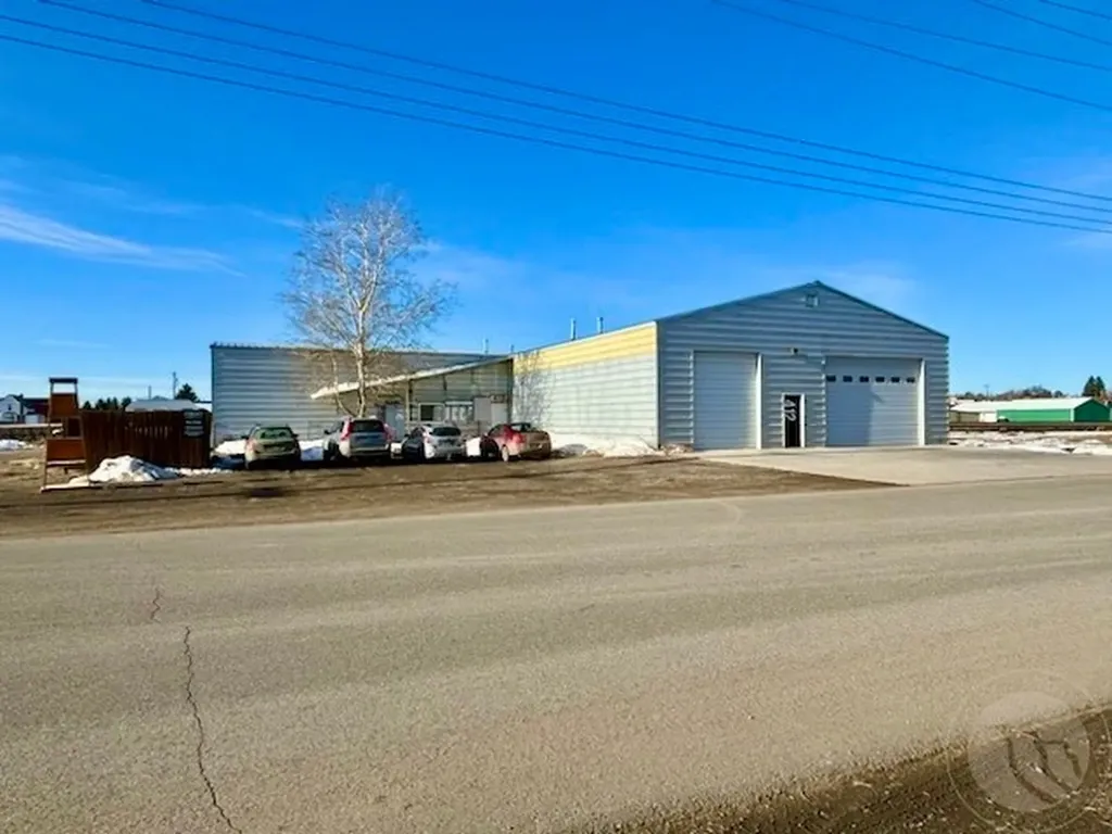 412 E Railroad Avenue N Other MT 59741