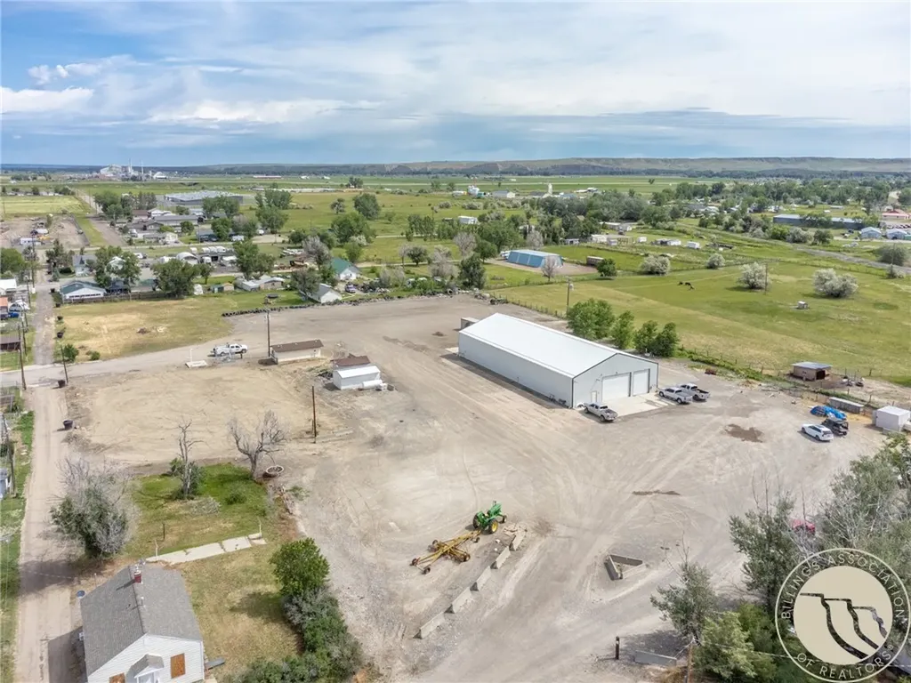 225 5th Street E Hardin MT 59034