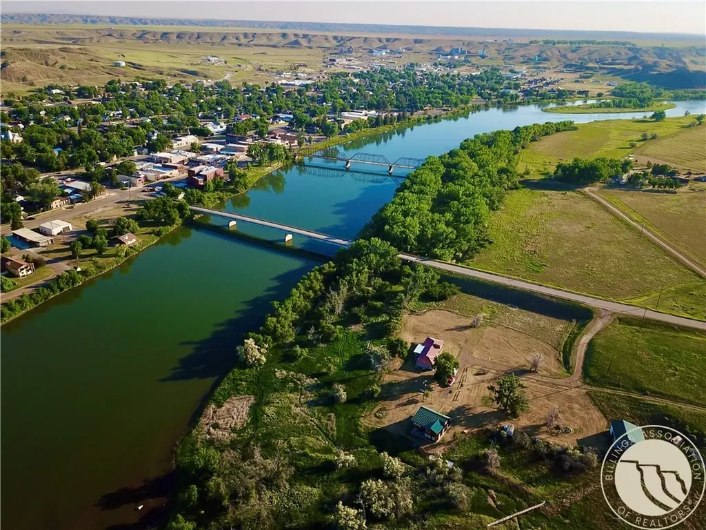 2520 Montana Highway 80 Other MT 59442