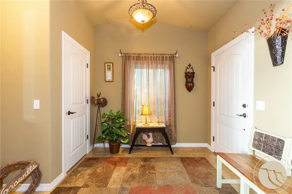 46 Rapelje Road Big Timber MT 59011