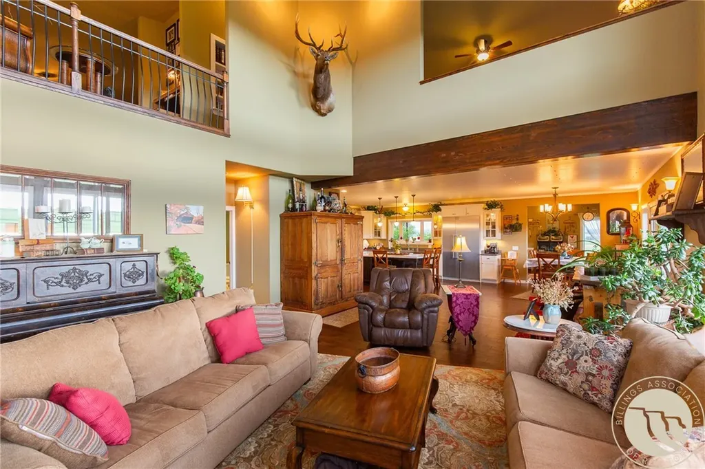 46 Rapelje Road Big Timber MT 59011