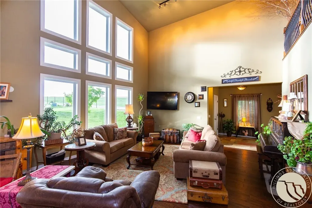 46 Rapelje Road Big Timber MT 59011