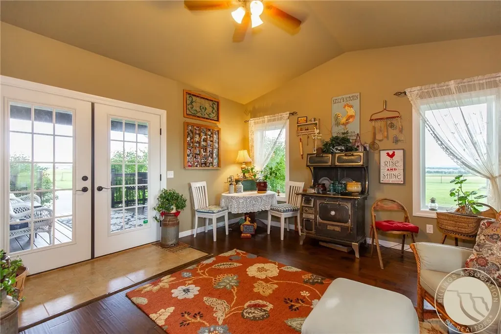 46 Rapelje Road Big Timber MT 59011